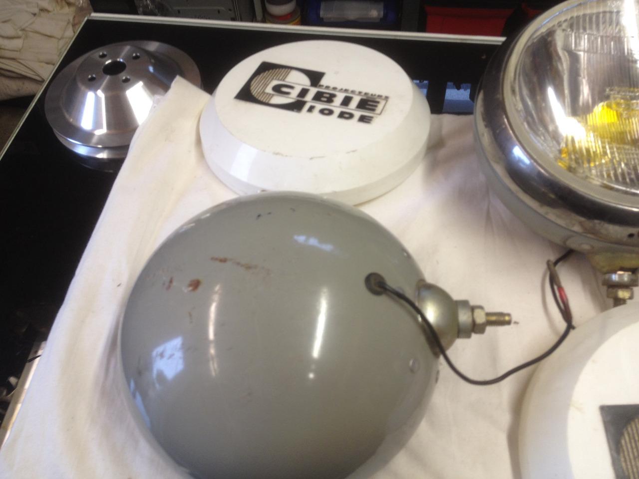 Paire de projecteurs super oscar CIBIE LesAnciennes.com