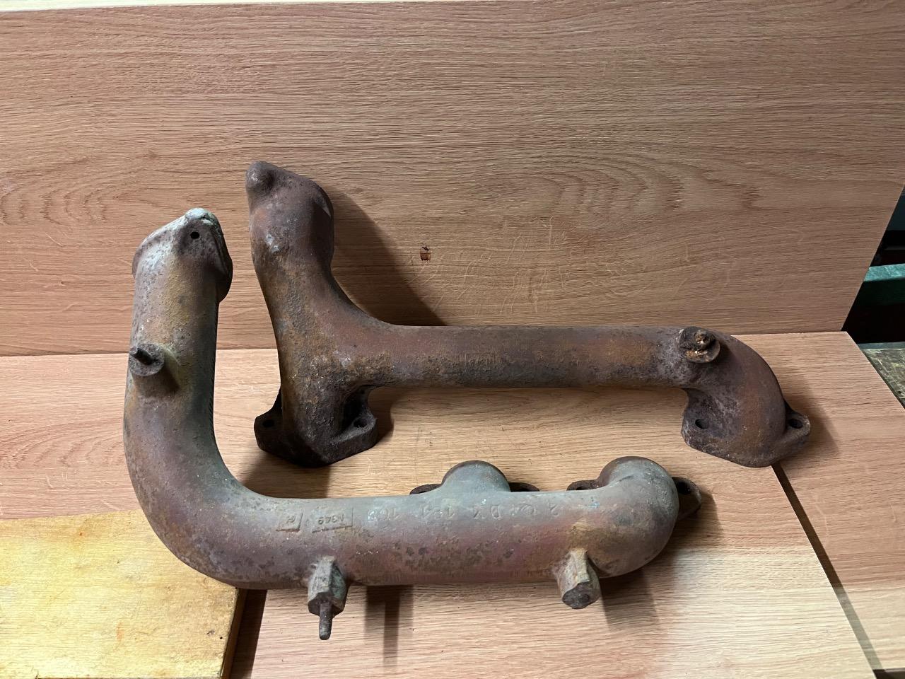 Pipe d’échapement pour ID/DS. LesAnciennes.com