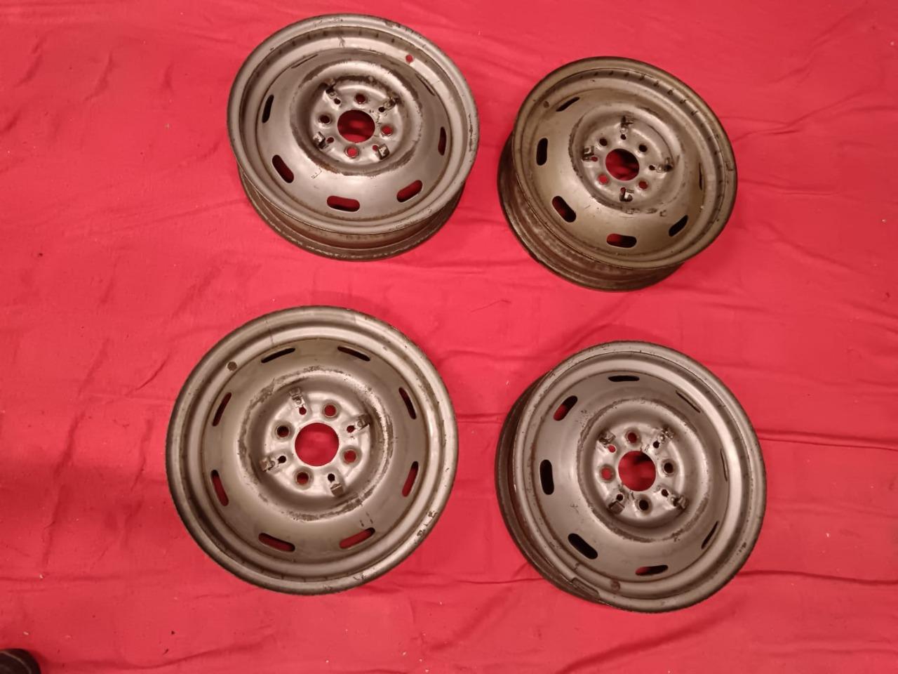 Jantes pour Fiat 1200 Spider LesAnciennes.com