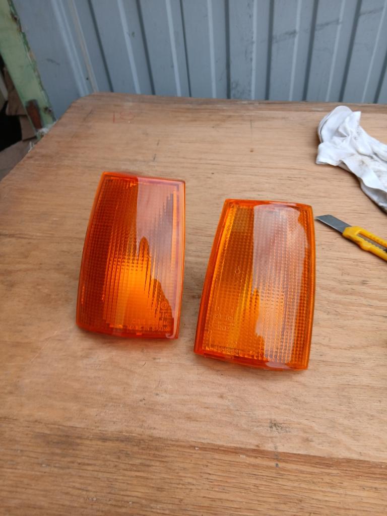 Clignotant RENAULT 9 (R9) LesAnciennes.com