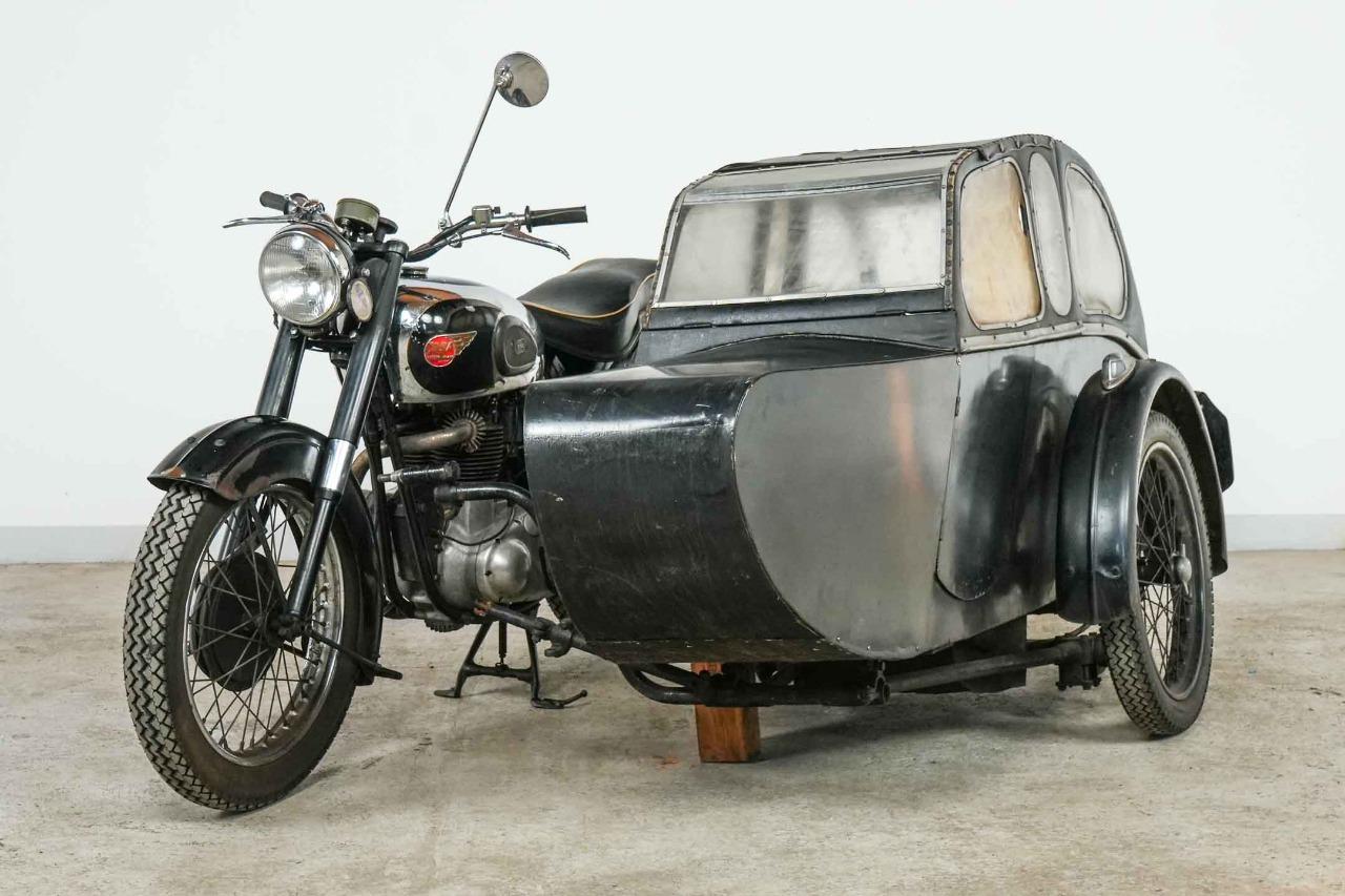 BSA A10 - 1951 LesAnciennes.com