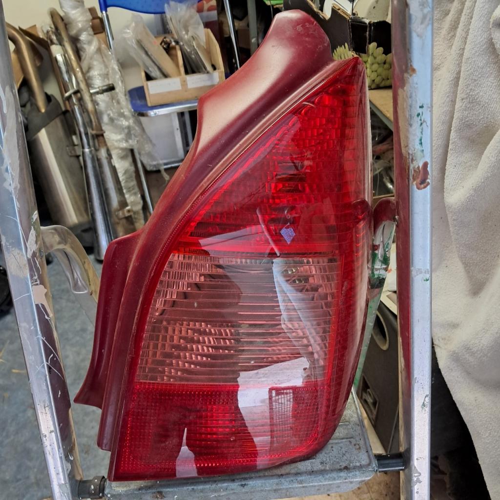 Feux CITROEN C2 LesAnciennes.com