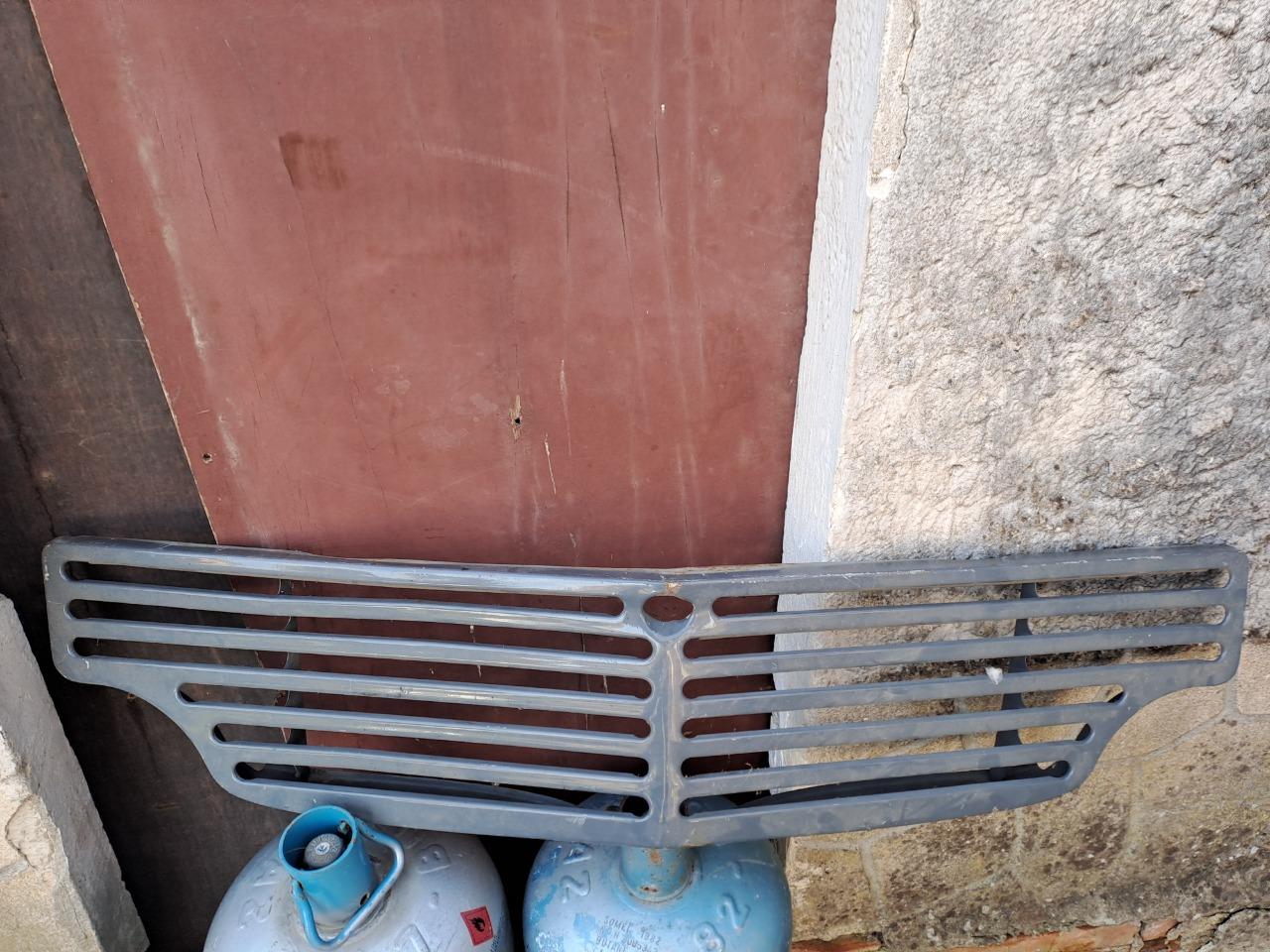 Calandre PEUGEOT 203 Toutes LesAnciennes.com