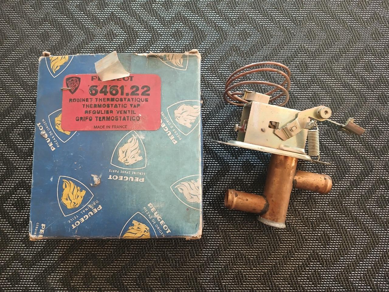 Robinet de chauffage PEUGEOT 504 LesAnciennes.com