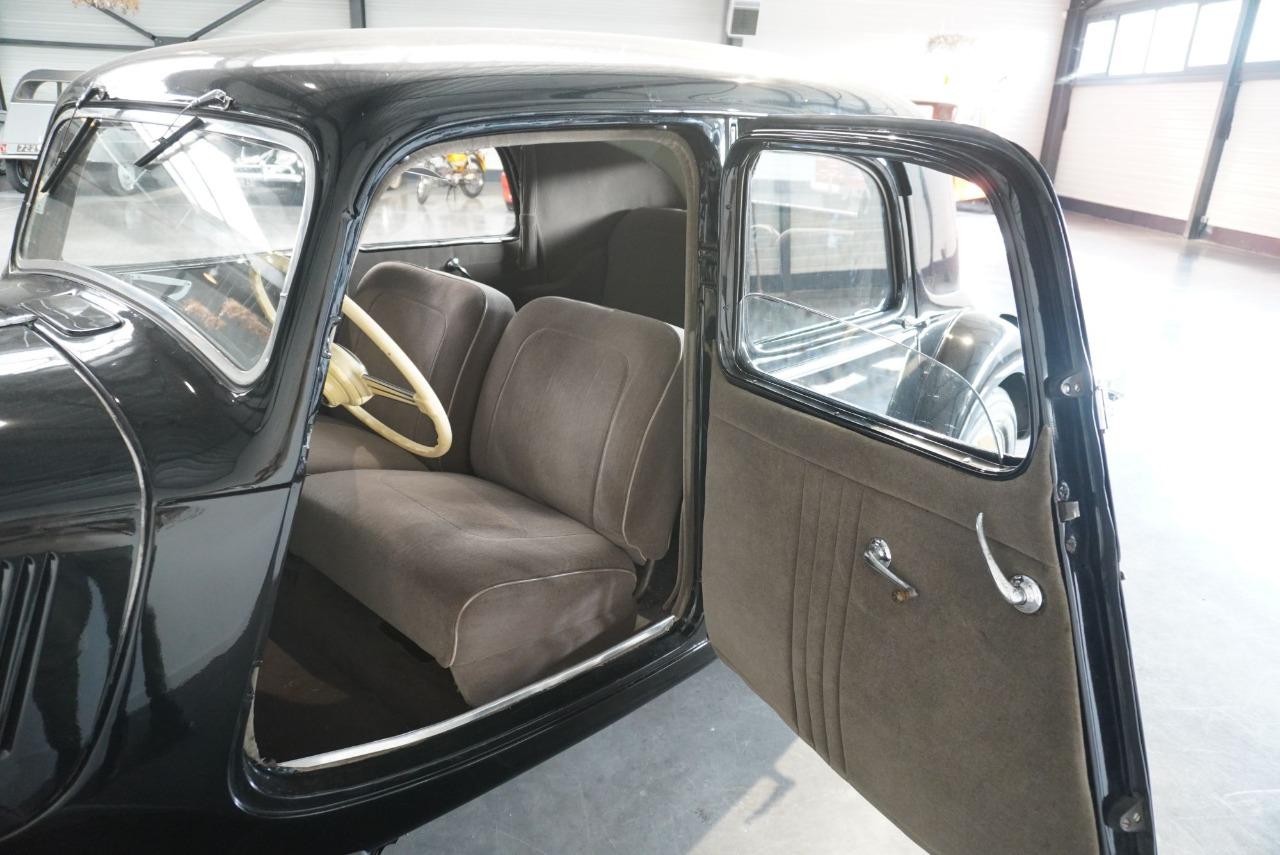 1951 Citroen Traction Avant, foto 10