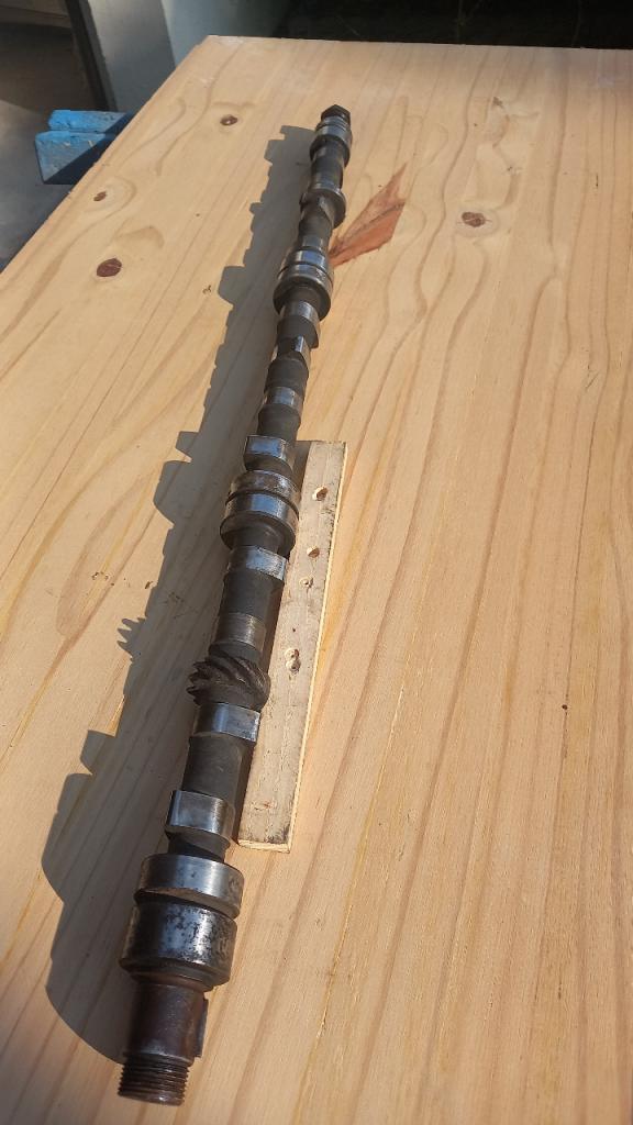 Arbre à cames CITROEN Traction 15/6 LesAnciennes.com