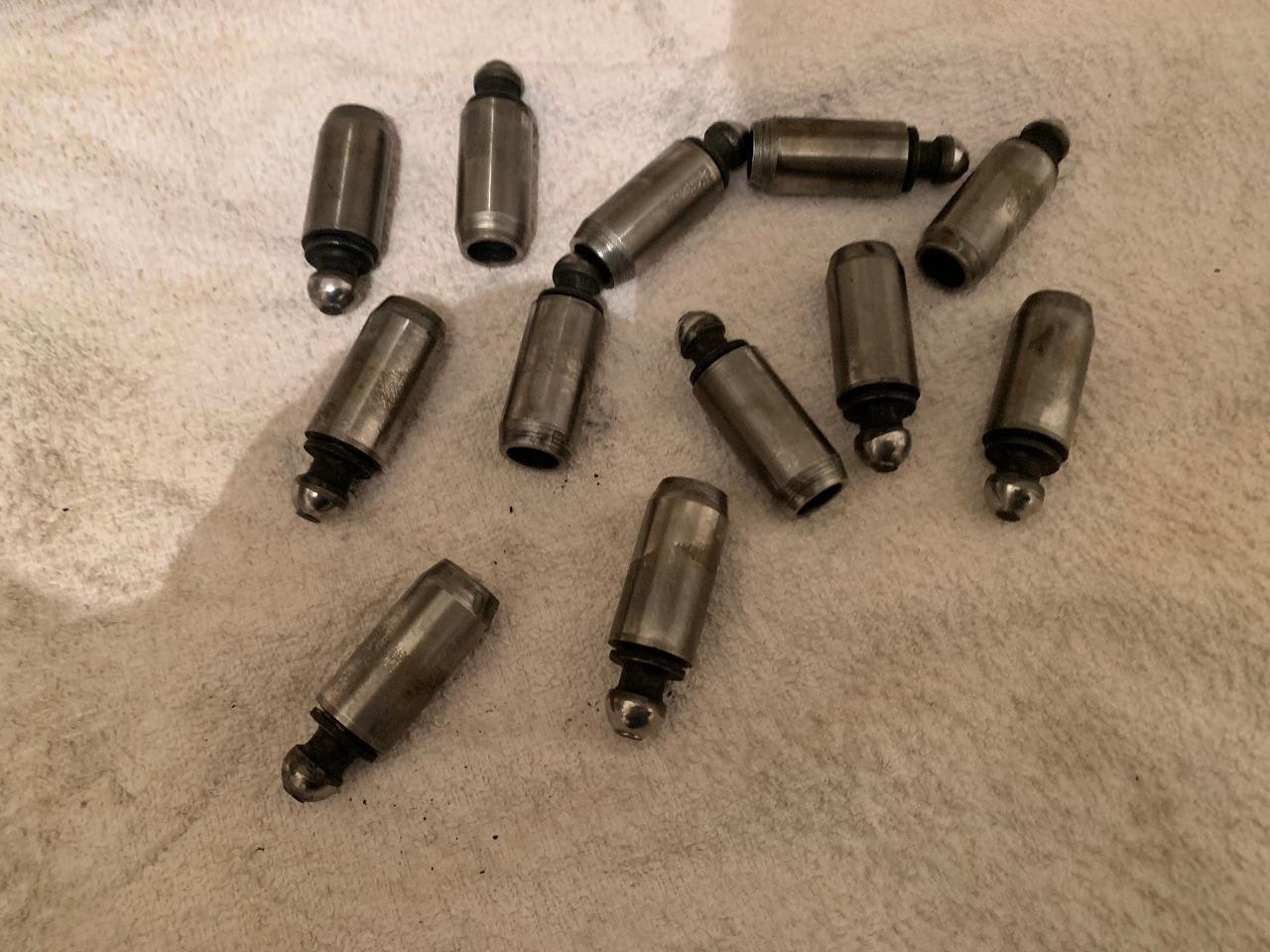 Poussoir /12/ BMW 324/524 TD LesAnciennes.com