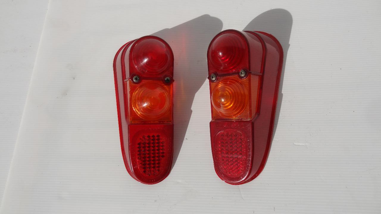 Cabochons RENAULT 4 (R4) LesAnciennes.com