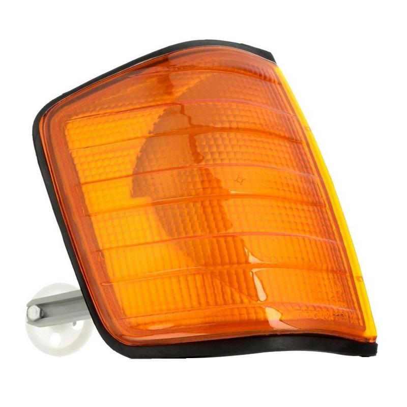 Feu avant droit ambre pour MERCEDES 190 LesAnciennes.com