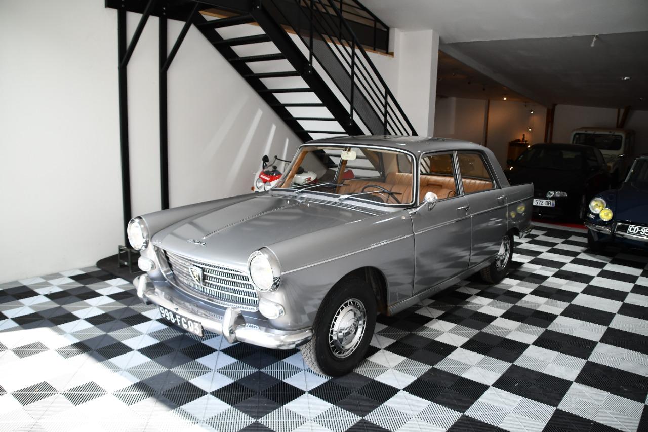 PEUGEOT 404 SUPER LUXE - 1962 LesAnciennes.com