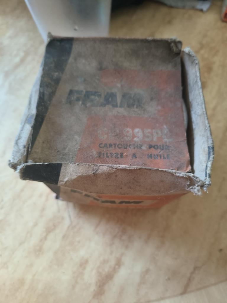 Cartouche PEUGEOT 403 LesAnciennes.com