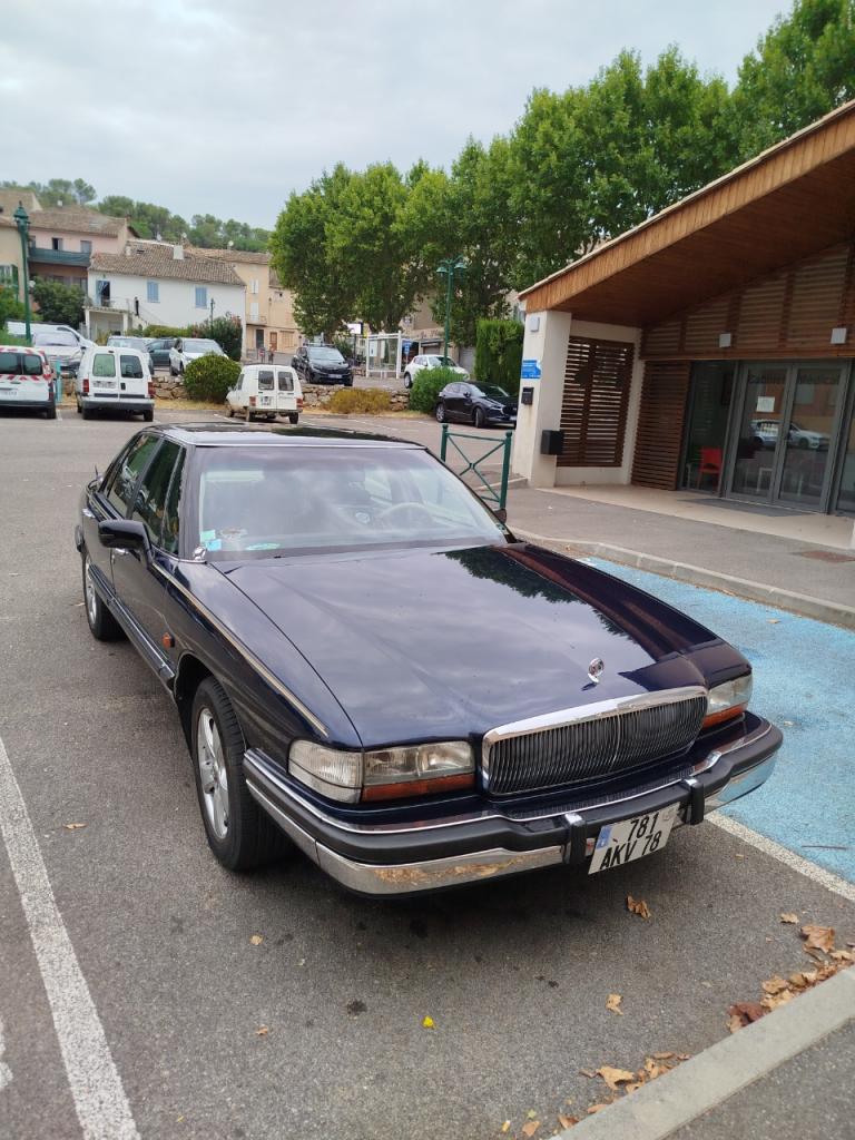 BUICK Park avenue - 1993 LesAnciennes.com