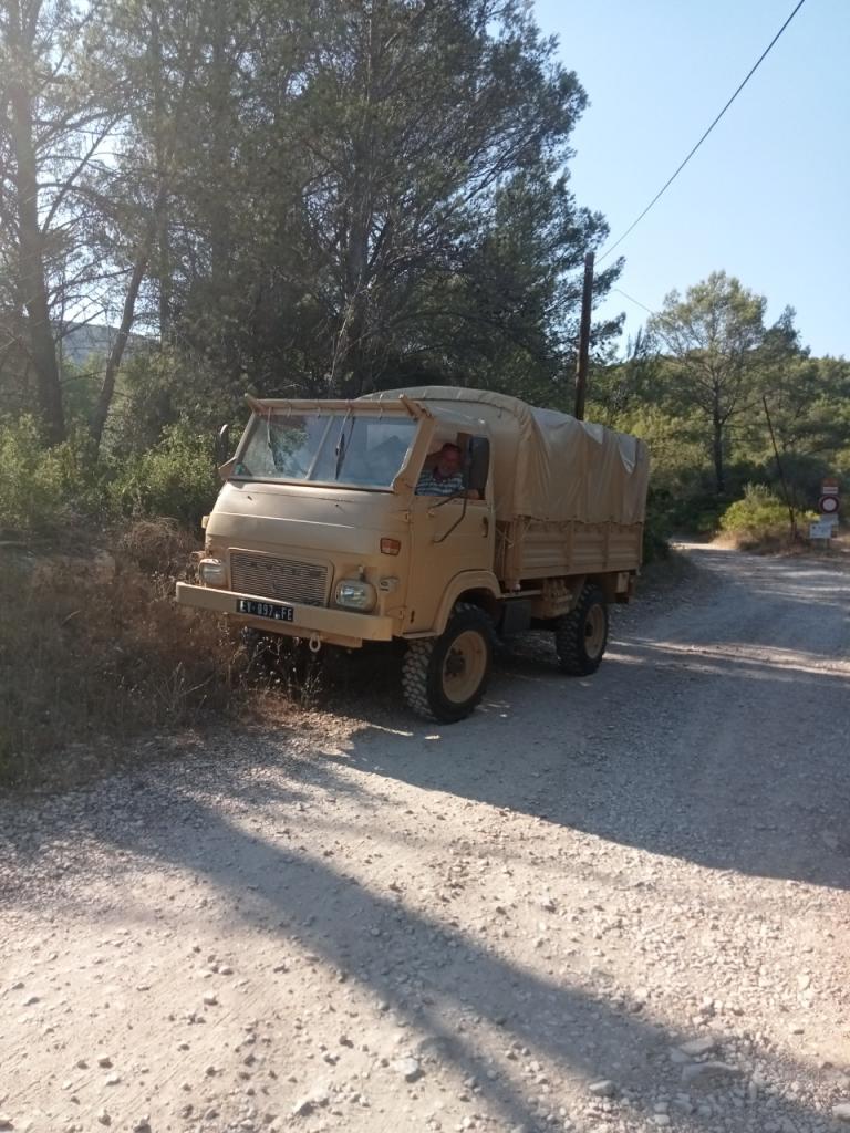 SAVIEM TP3 Torpedo - 1975 LesAnciennes.com