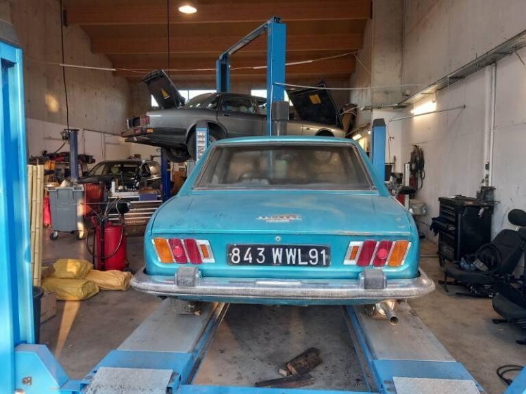 PEUGEOT 504 Coupe - 1971 LesAnciennes.com