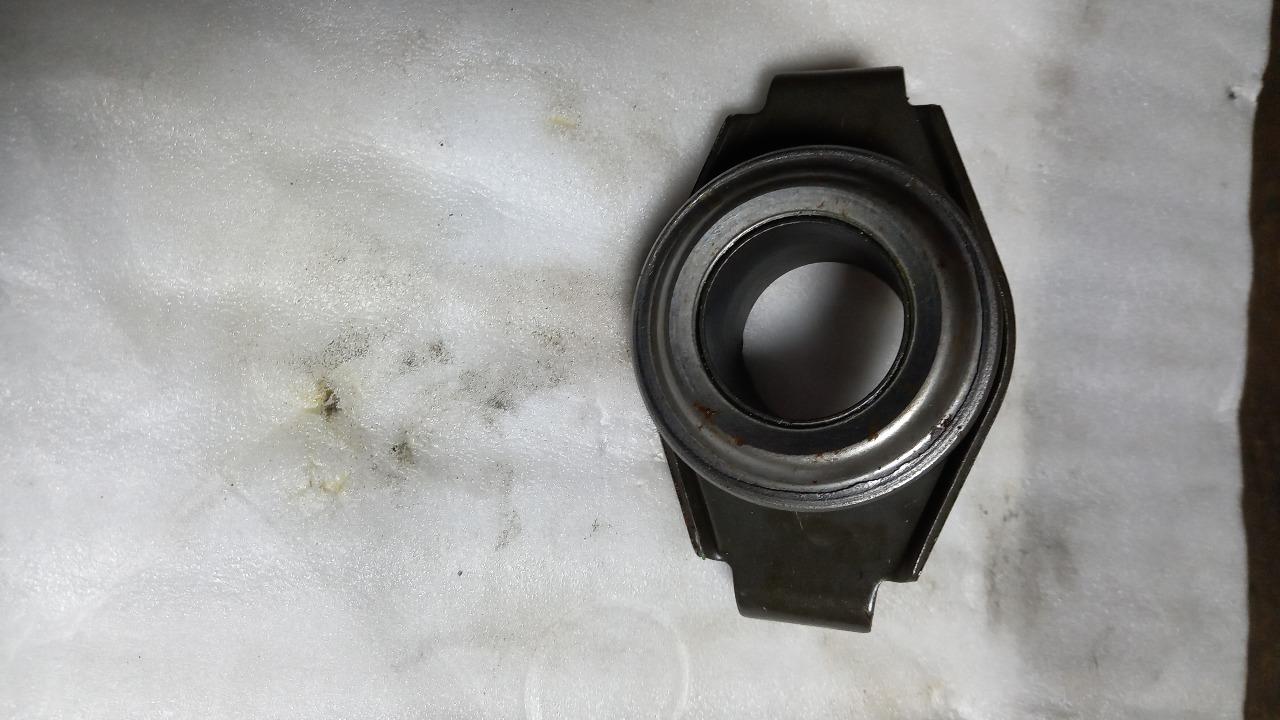 Butée d'embrayage PEUGEOT P4 LesAnciennes.com