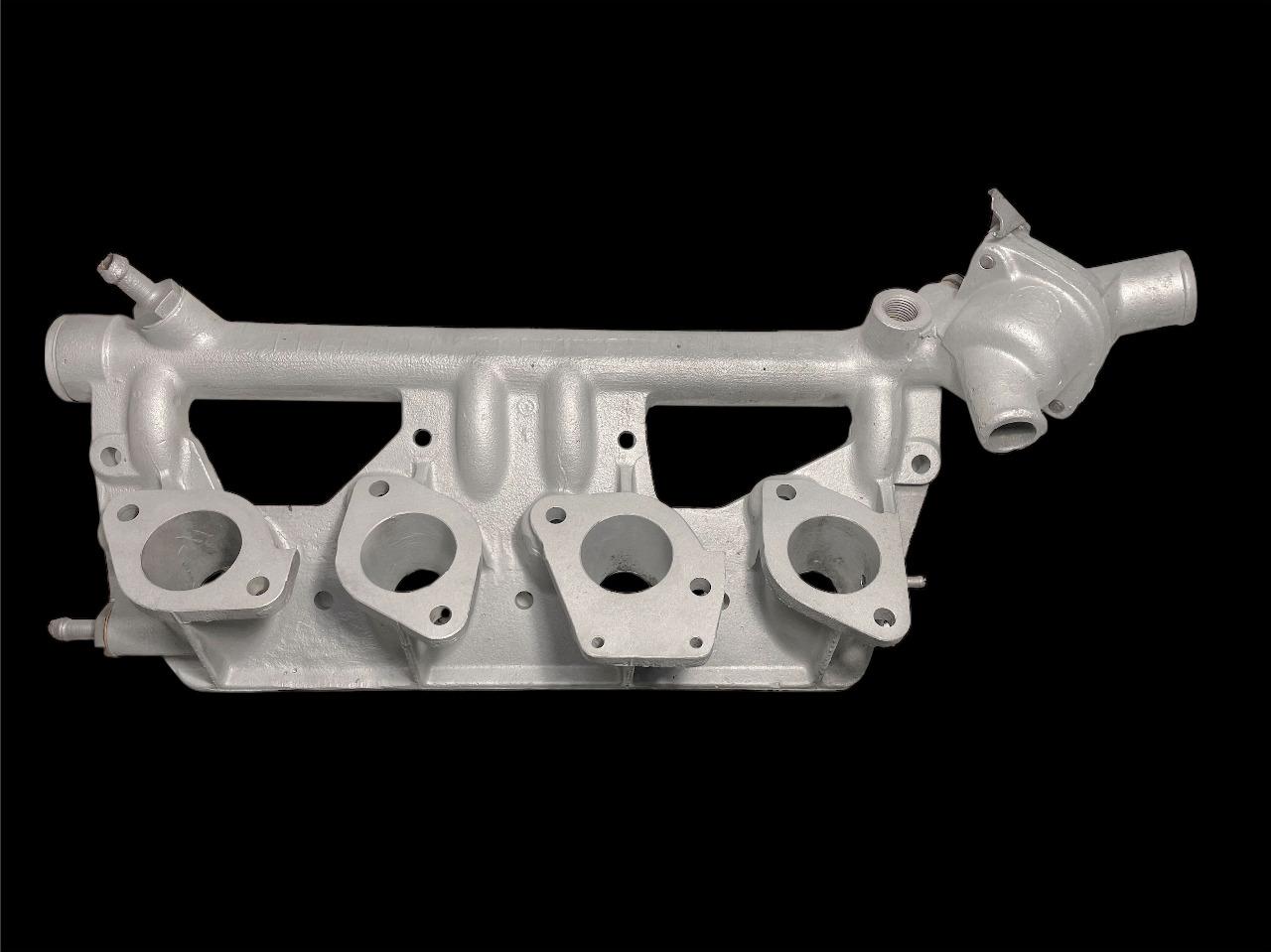 Pipe à eau ALFA ROMEO 2000 LesAnciennes.com