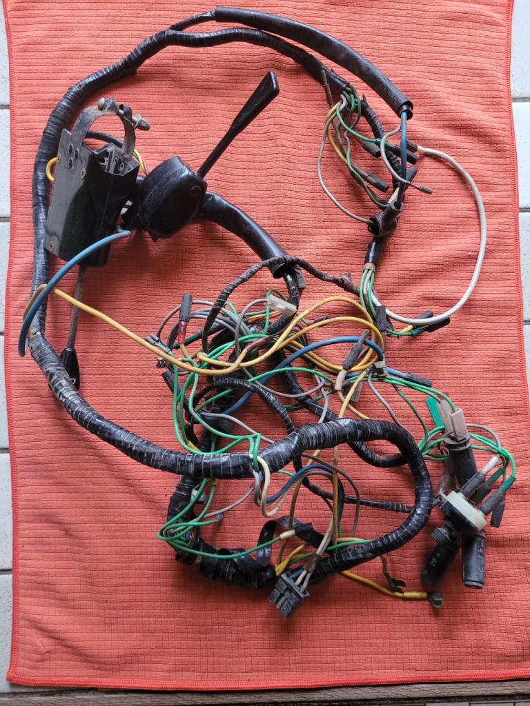 Faisceau CITROEN 2CV LesAnciennes.com