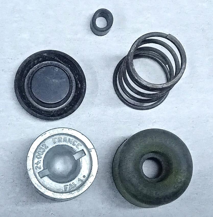 Kit réparation récepteur embrayage 404/504/J7 LesAnciennes.com