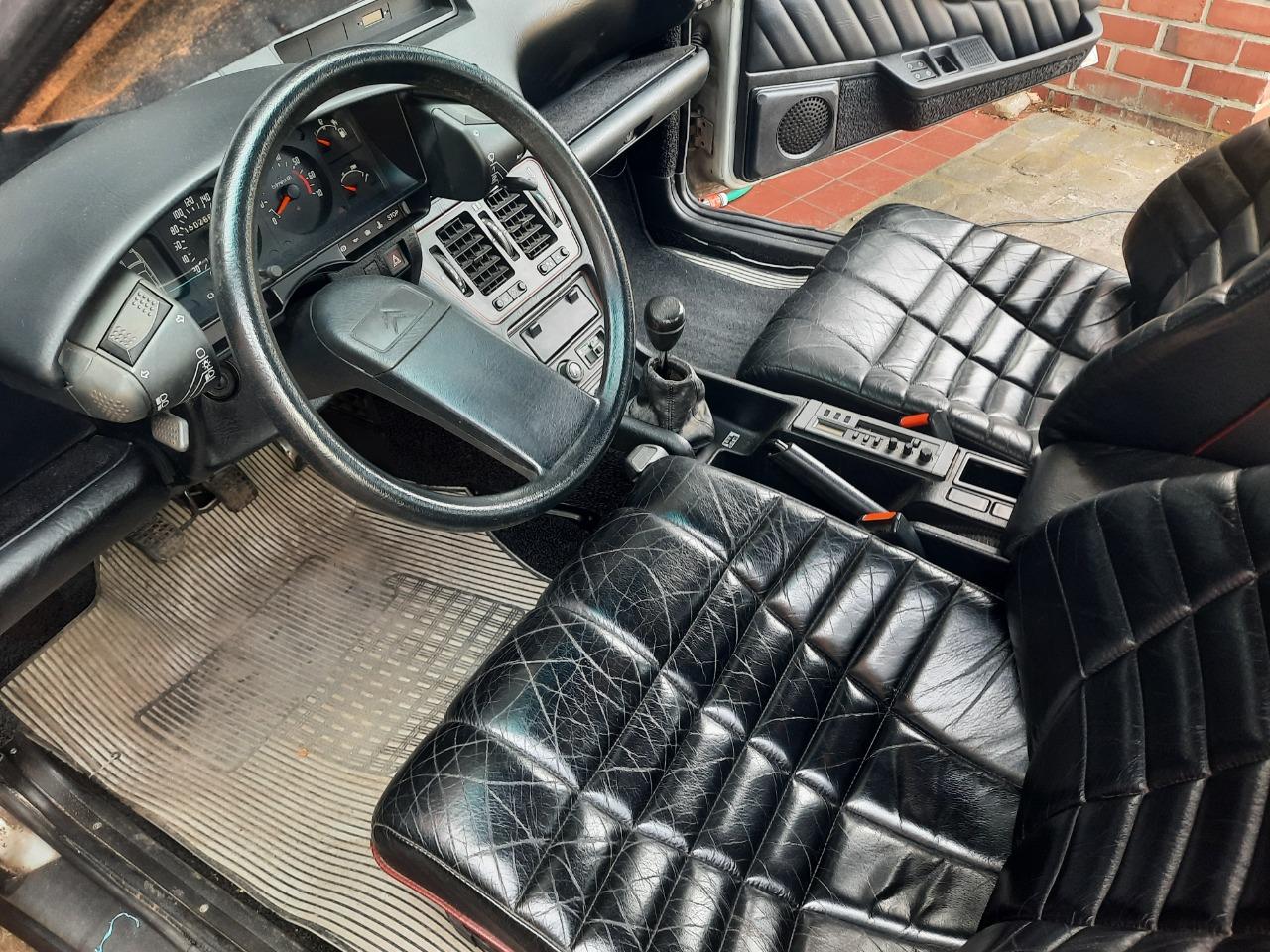 Intérieur CITROEN CX GTI TURBO 2 LesAnciennes.com
