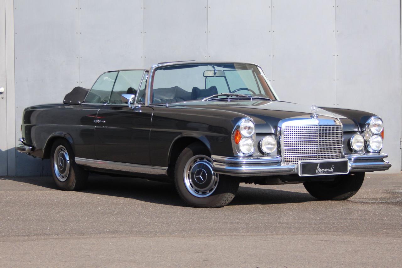 Mercedes Benz 280 SE 3,5 Liter Convertible LHD LesAnciennes.com