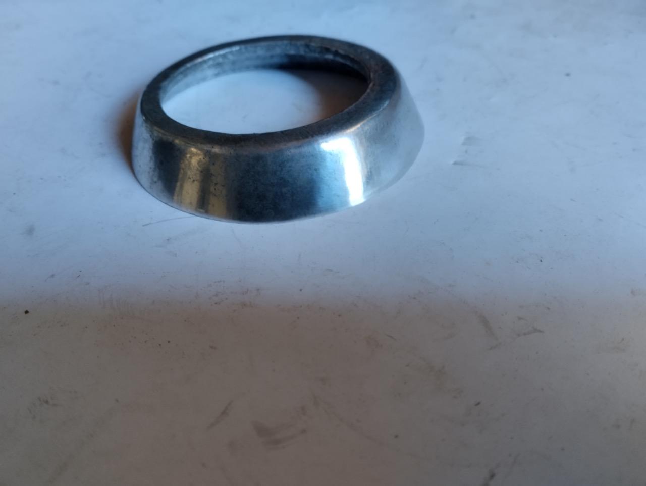 Enjoliveur tube remplissage essence CITROEN 5HP LesAnciennes.com