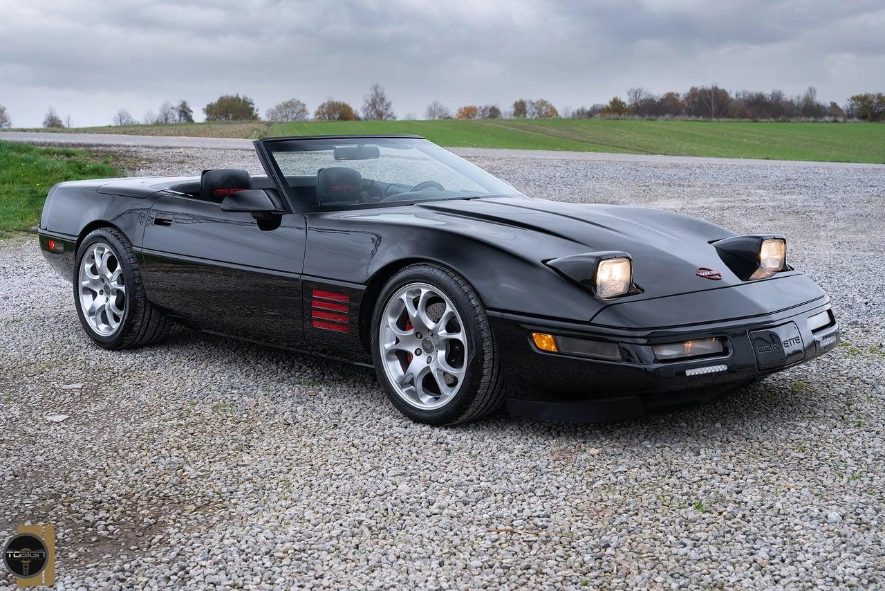 1991 Chevrolet Corvette C4 Cabriolet LesAnciennes.com