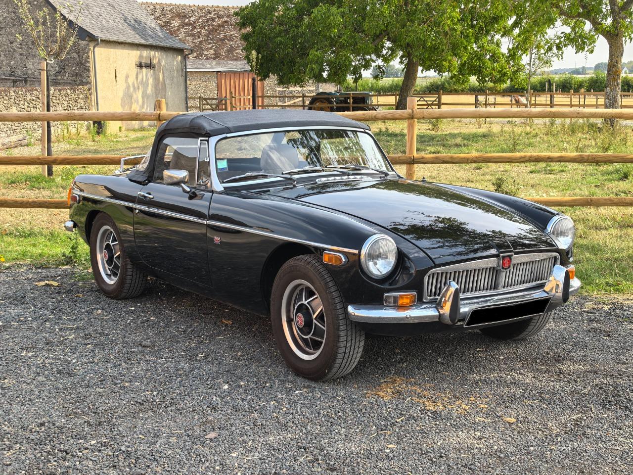 MG MGB cabriolet - 1979 LesAnciennes.com