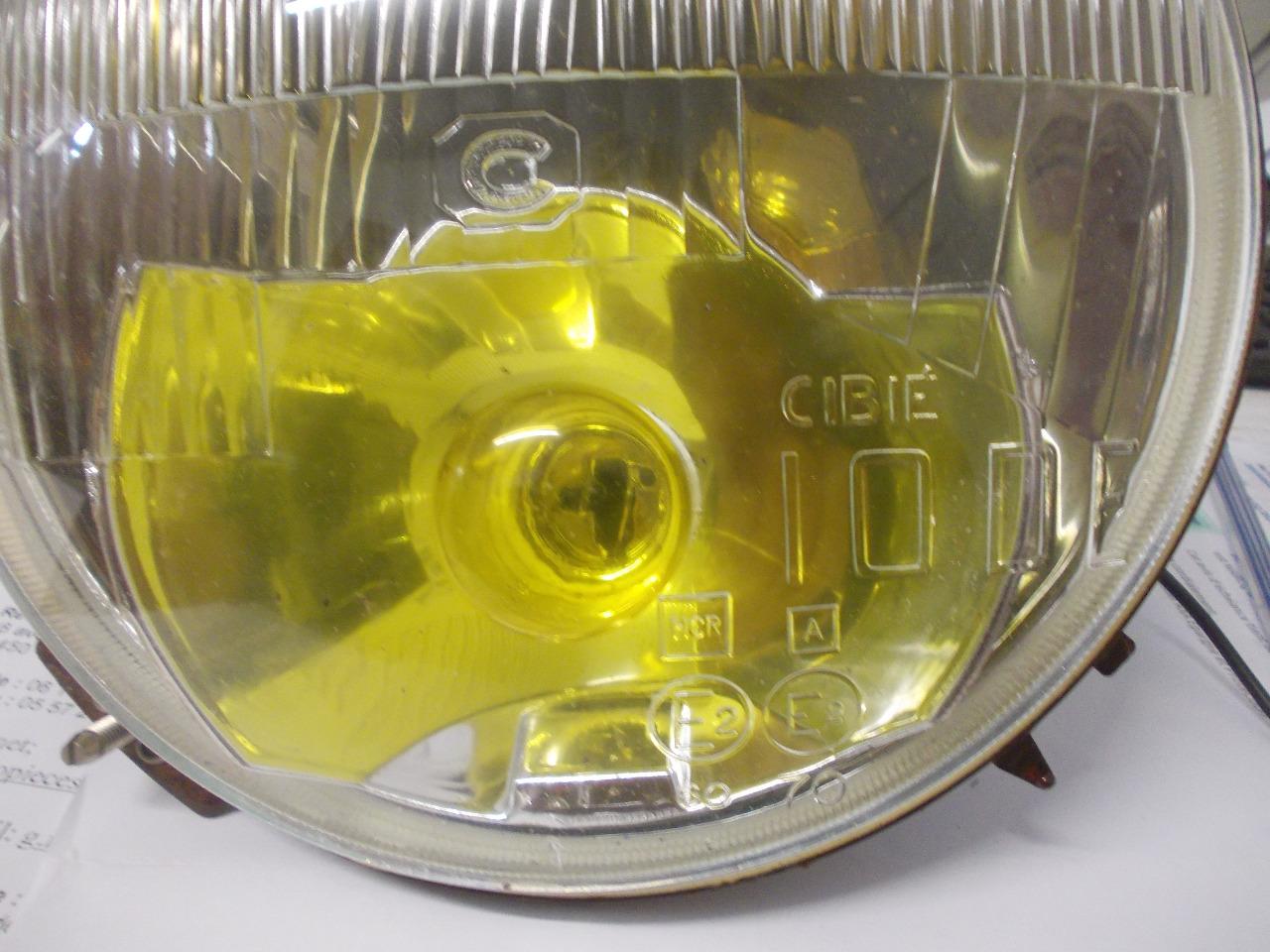 Phare CITROEN DS Palas LesAnciennes.com