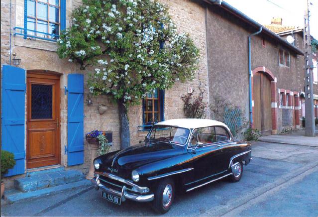 SIMCA Aronde Grand Large - 1957 LesAnciennes.com