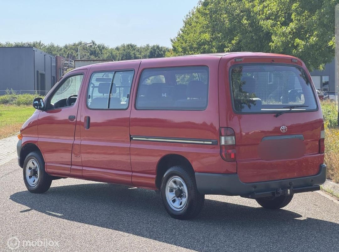 1999 Toyota Hiace, foto 2