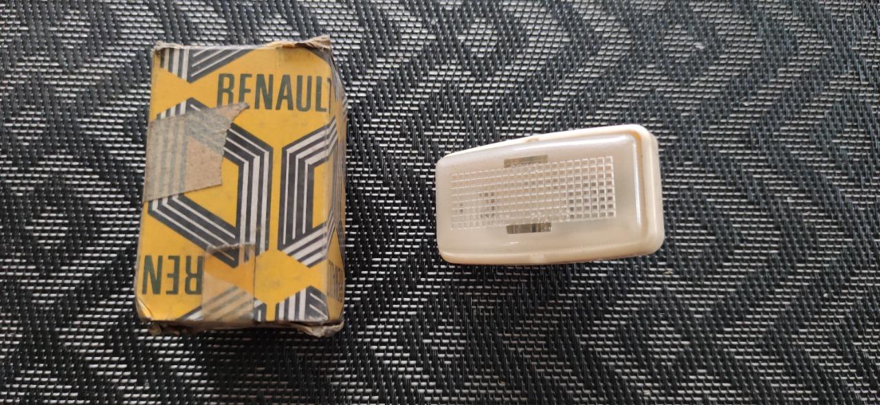 Plafonnier RENAULT 5 (R5) 1972 à 1984 LesAnciennes.com