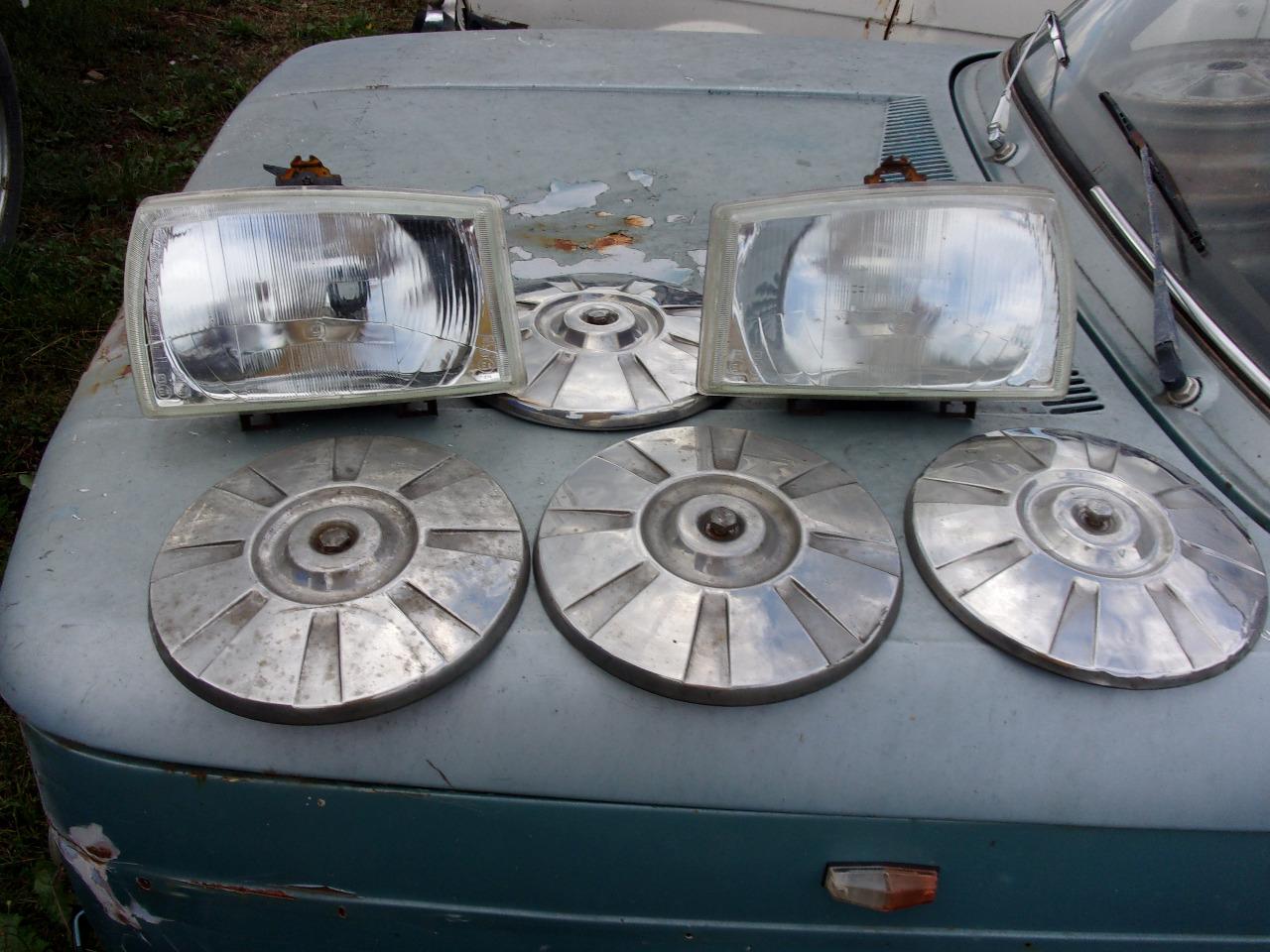Phares PEUGEOT 304 LesAnciennes.com