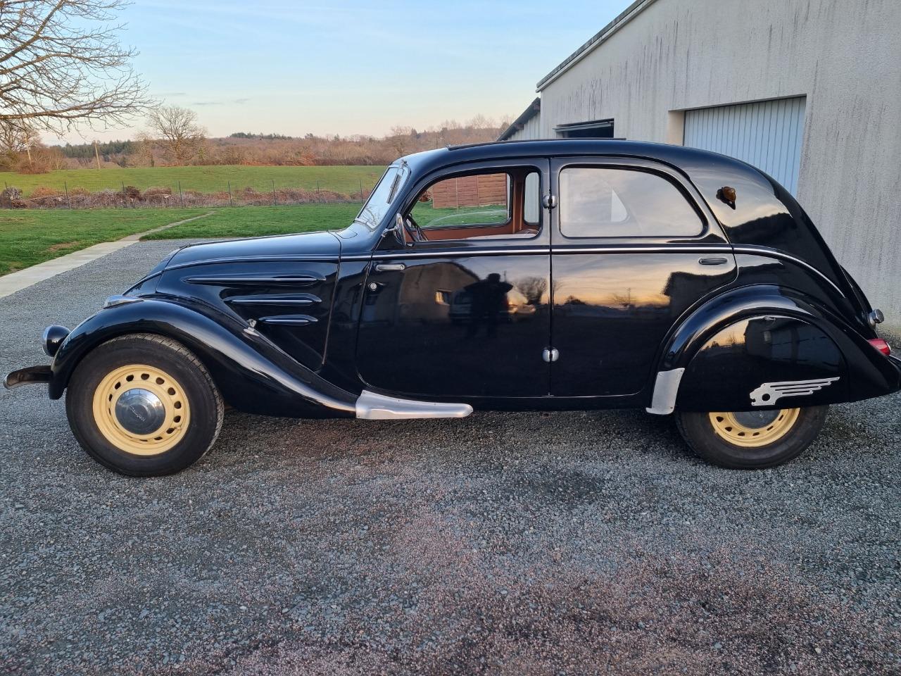 PEUGEOT 402 - 1937 LesAnciennes.com