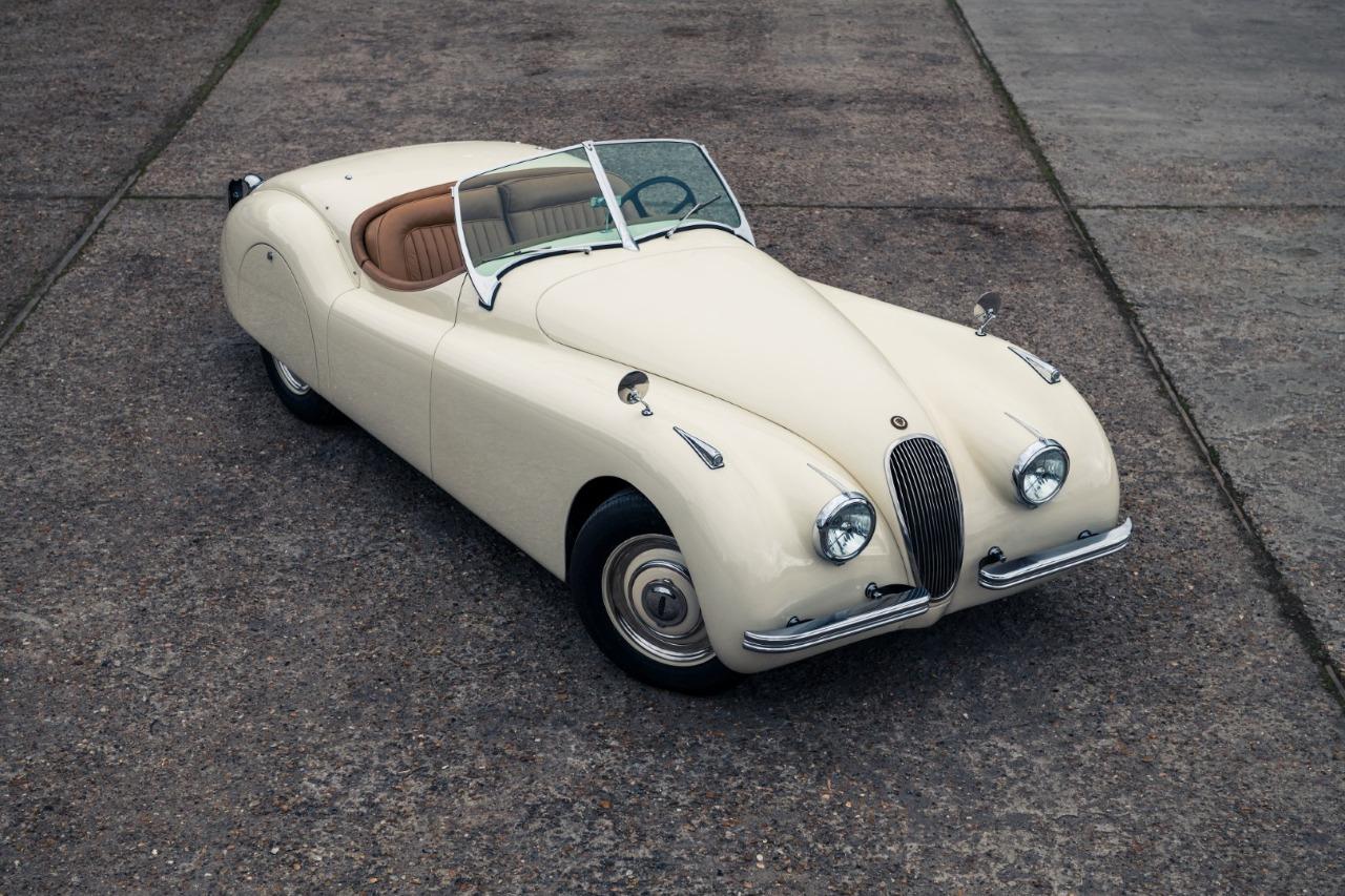 JAGUAR XK120 OTS - 1950 LesAnciennes.com