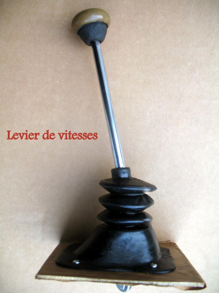 Levier de vitesses LesAnciennes.com