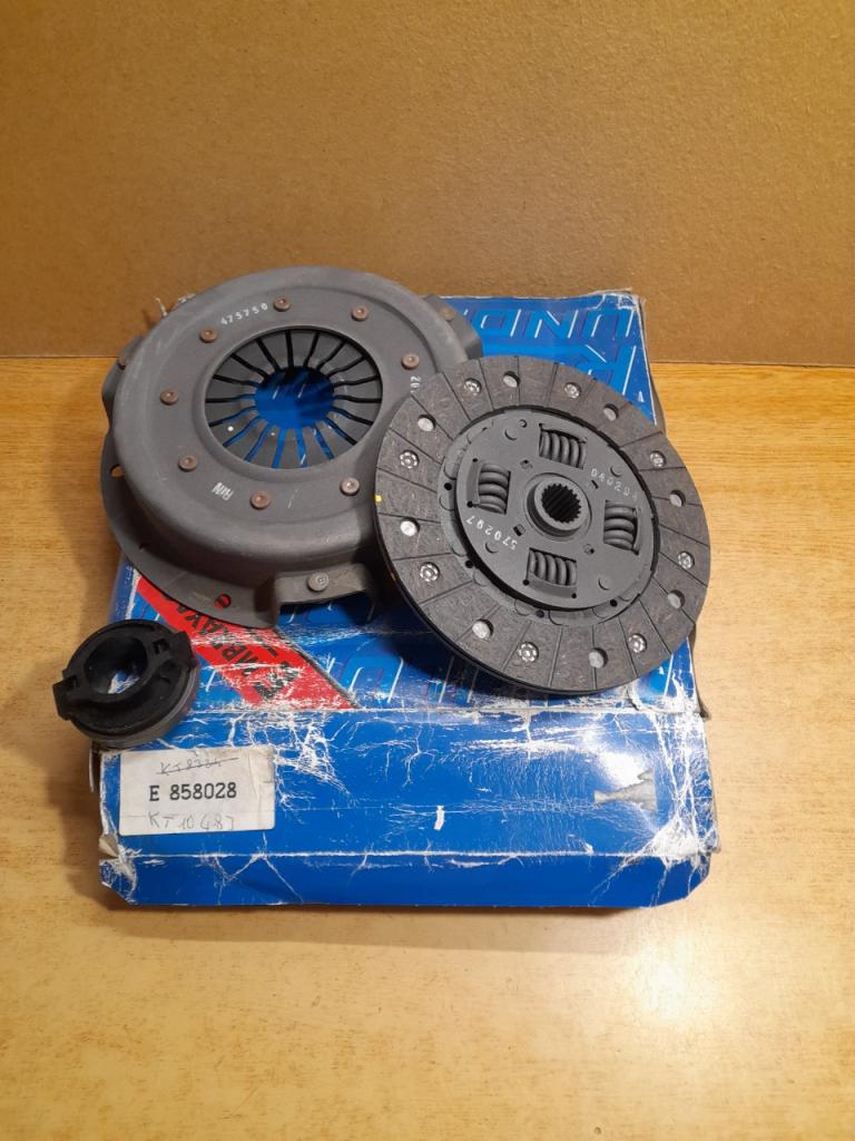 Kit Embrayage Ford escort MKII LesAnciennes.com
