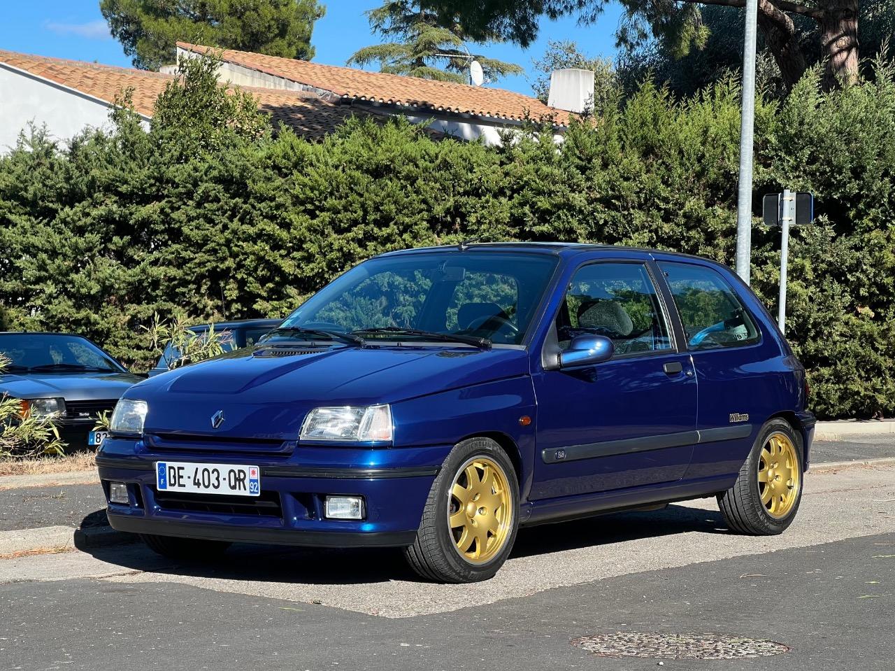 RENAULT Clio Williams - 1996 LesAnciennes.com