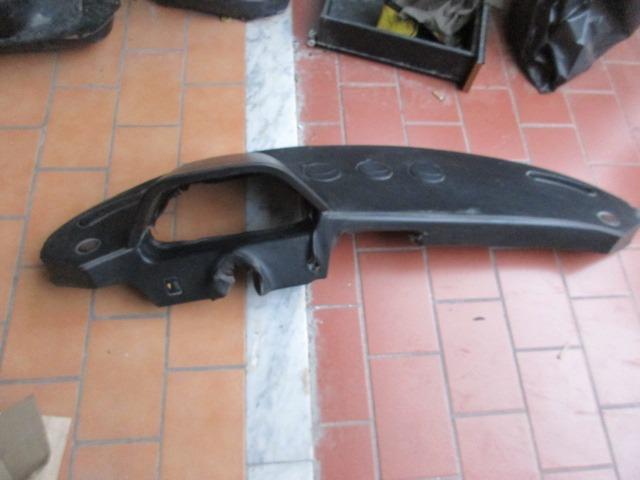 Tableau de bord Ferrari 208 et 328 LesAnciennes.com