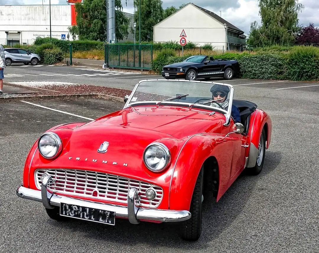 TRIUMPH TR3A - 1960 LesAnciennes.com