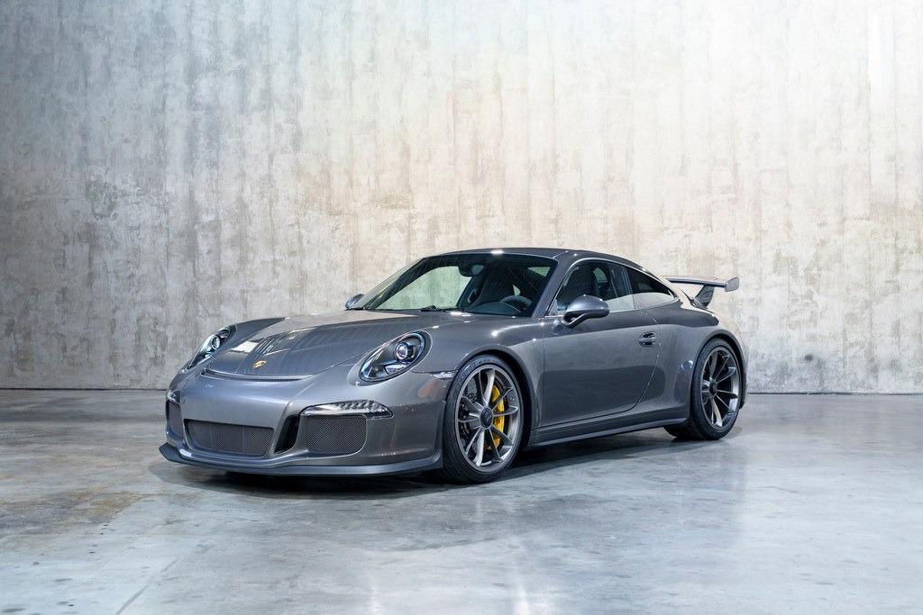 PORSCHE 911 991.1 GT3 Clubsport - 2016 LesAnciennes.com