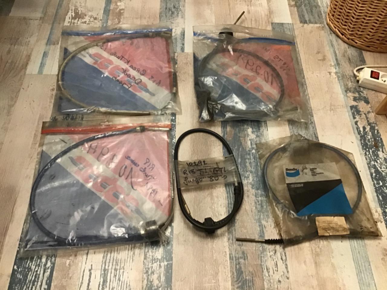 CÂBLES FREINS EMBRAYAGE NEUFS RENAULT 18 (R18) FUE LesAnciennes.com