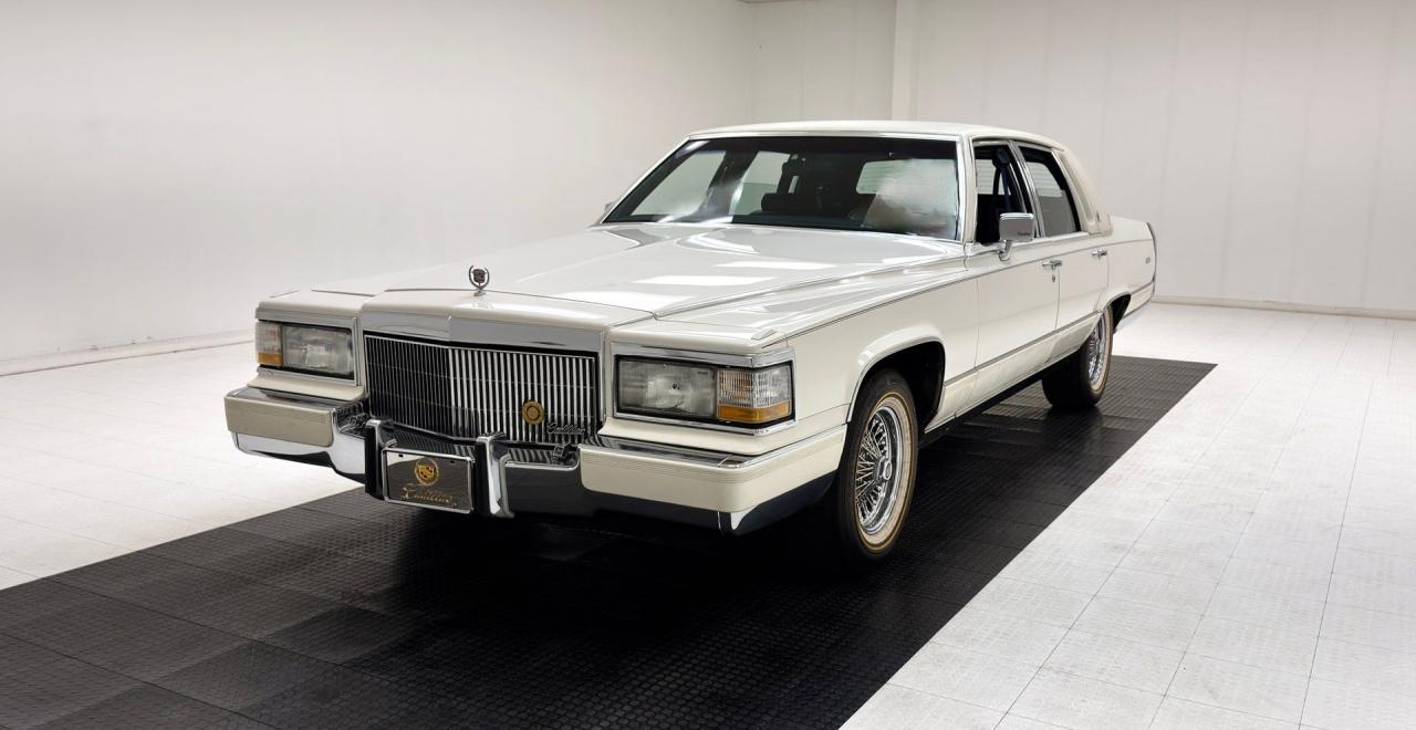 1992 Cadillac Brougham d'Elegance LesAnciennes.com