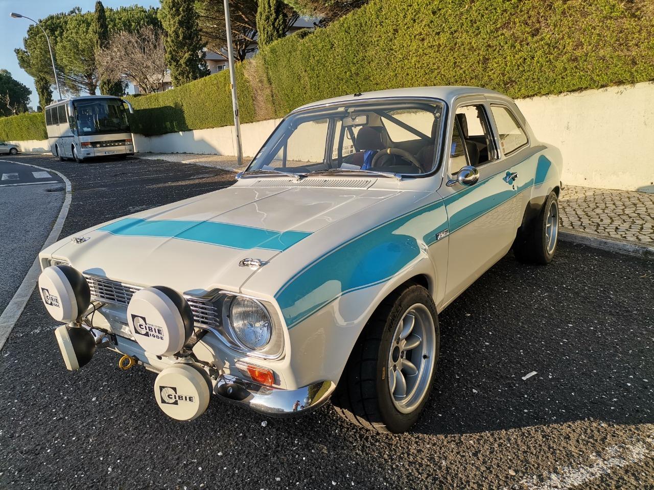 FORD Escort RS1600 - 1971 LesAnciennes.com