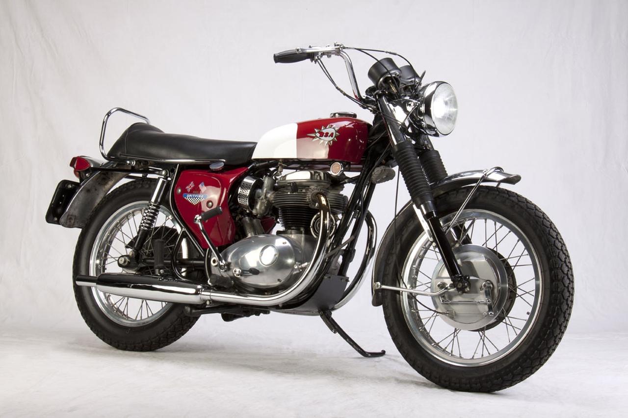1968 BSA A65 MK IV Spitfire America LesAnciennes.com