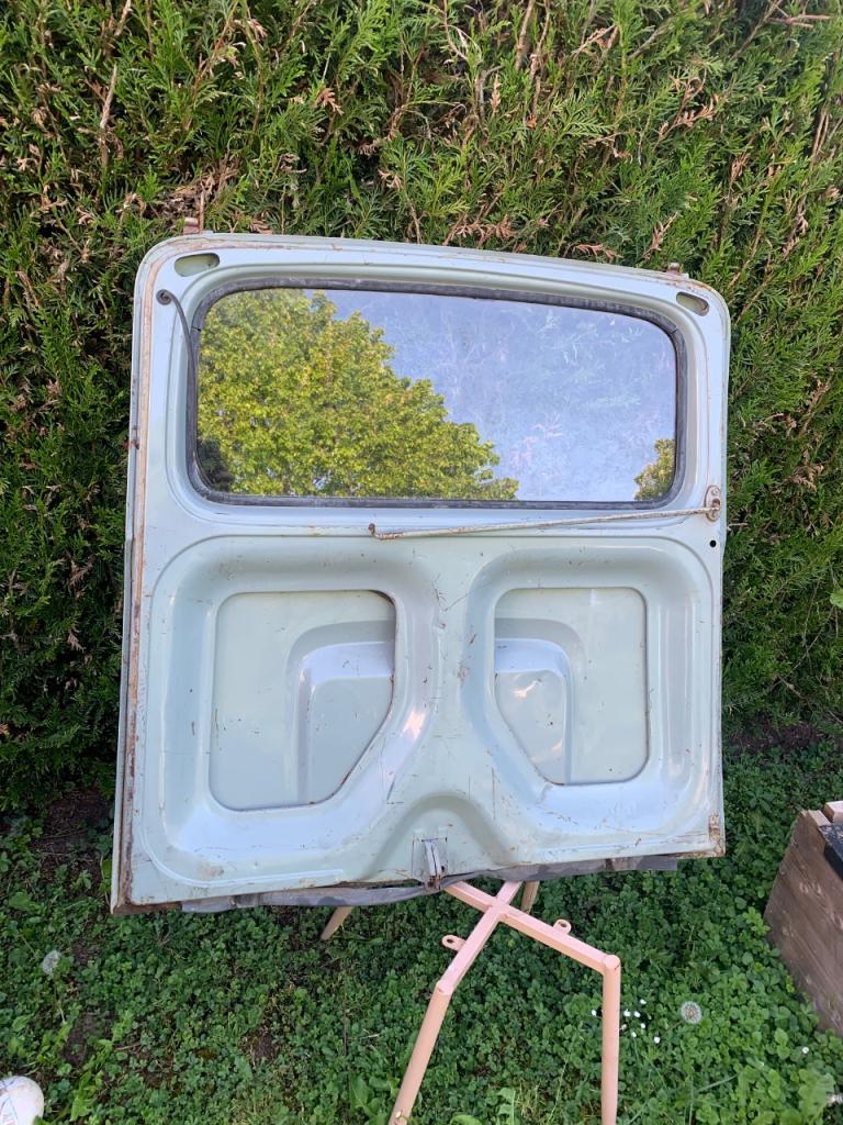 Hayon RENAULT 4 (R4) LesAnciennes.com