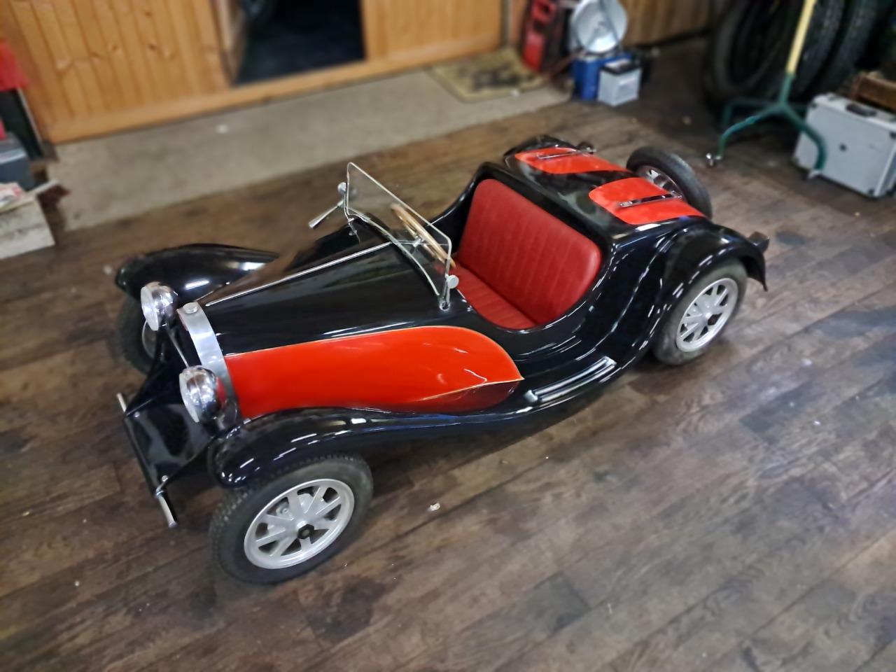 Bugatti 55 junior De la chapelle LesAnciennes.com