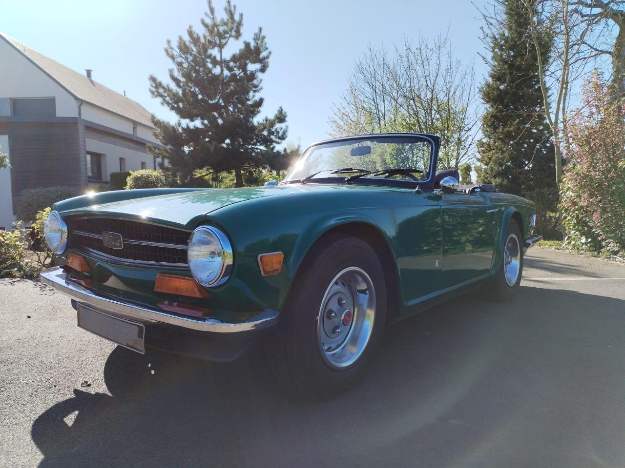 TRIUMPH TR6 - 1974 LesAnciennes.com
