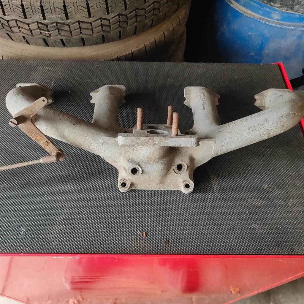 Collecteur CITROEN Traction 15/6 H LesAnciennes.com