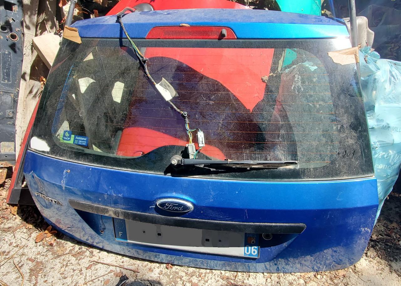 Hayon FIESTA MK5 bon état, avec son faisceau élec LesAnciennes.com