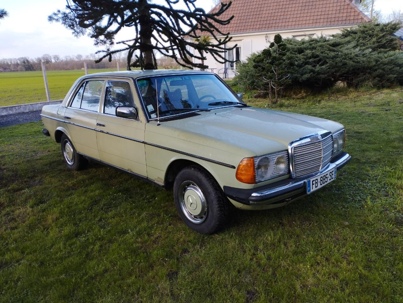 MERCEDES 230 230 - 1978 LesAnciennes.com
